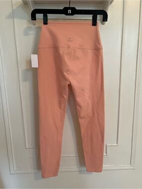 NWT Beyond Yoga High Waisted Leggings in Coral Dust, Size S